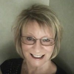 Meet your Posher, Pauline